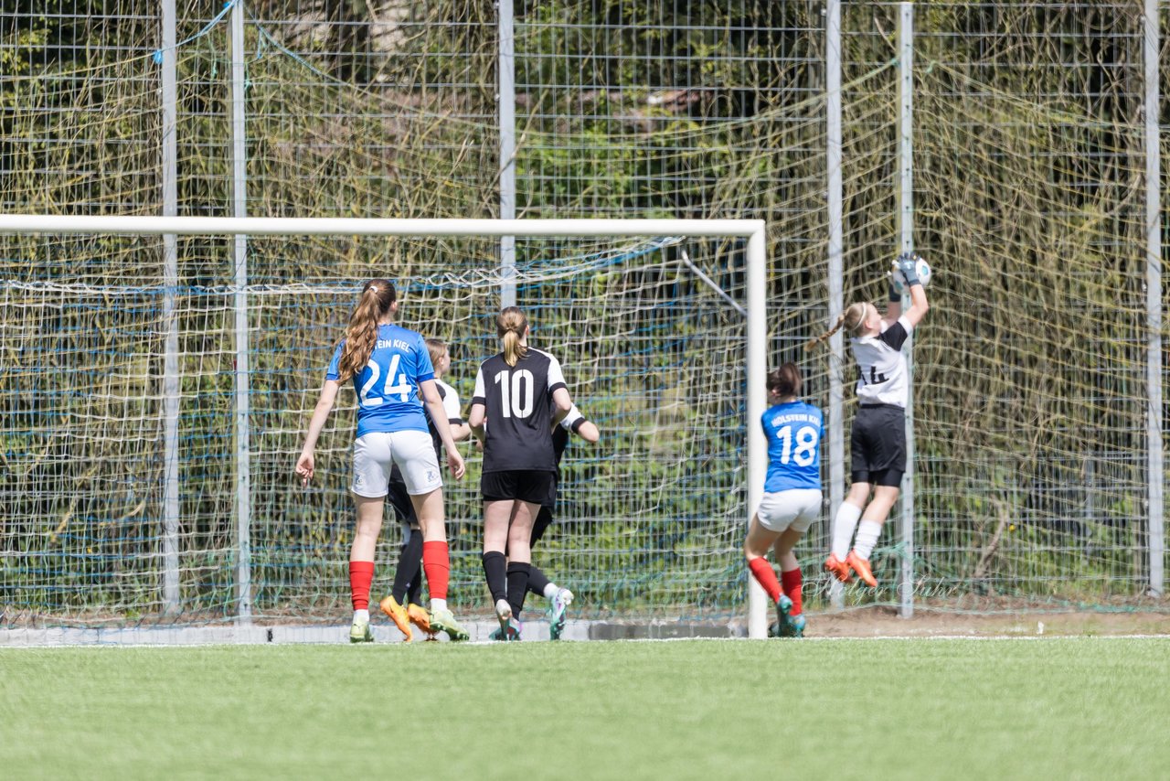 Bild 255 - wBJ SH-Pokalfinale  Holstein-Kiel - SV Viktoria : Ergebnis: 1:0